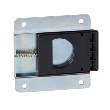 Zamek 16540  Adam Hall