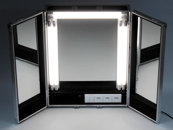 Lustro charakteryzatorskie mobilne