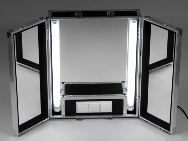 Lustro charakteryzatorskie mobilne